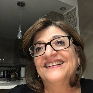 Meet your Posher, Maha